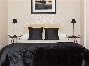 Powys Lodge Scarborough 4*,  United Kingdom